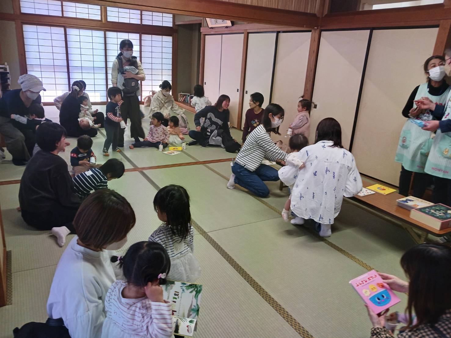 どんぐり広場